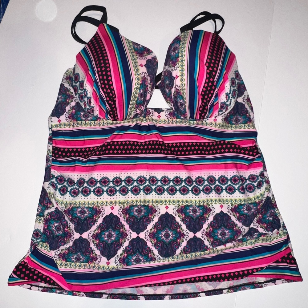 Cacique Swim Tankini Top Women 40DD Pink Blue Paisley Underwire Cutout
